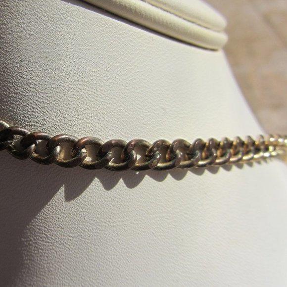 *MUST BUNDLE* Synthetic Beige Jade Stone Necklace - Picture 5 of 5